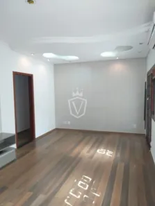 Casa com 3 Quartos para alugar, 199m² no Jardim da Serra, Jundiaí
