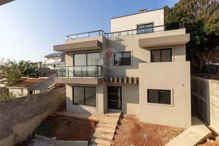 Casa de Condomínio com 2 Quartos à venda, 165m² no Uberaba, Curitiba