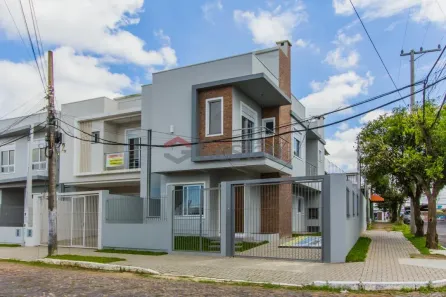 Sobrado com 3 Quartos à venda, 132m² no Nossa Senhora das Graças, Canoas