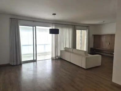 Apartamento com 3 Quartos para alugar, 140m² no Pinheiros, São Paulo