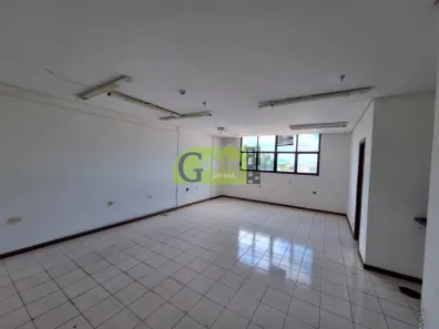 Sala Comercial para alugar, 56m² no Centro, Taubaté