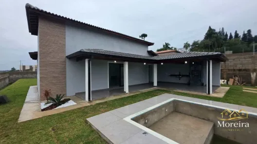 Fazenda/Sítio com 3 Quartos à venda, 1000m² no , Mairinque