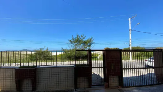 Casa de Condomínio com 2 Quartos à venda, 72m² no Praia do Foguete, Cabo Frio