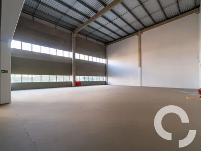 Sala Comercial para alugar, 830m² no Parque dos Resedás, Campinas