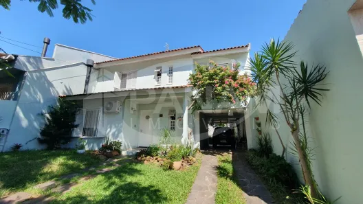 Casa com 3 Quartos à venda, 193m² no Jardim São Pedro, Porto Alegre