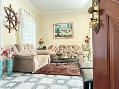 Casa com 3 Quartos à venda, 200m² no Bosque dos Eucaliptos, São José dos Campos
