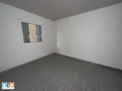Casa com 1 Quarto para alugar, 40m² no Vila Carmem, São Paulo