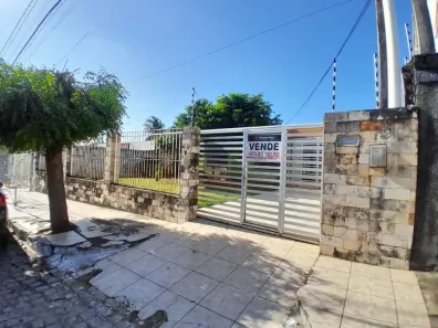 Casa com 4 Quartos à venda, 250m² no Ponta Negra, Natal