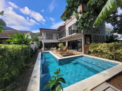 Casa de Condomínio com 4 Quartos à venda, 301m² no Toque-Toque Pequeno, São Sebastião