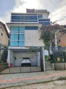 Casa com 3 Quartos à venda, 265m² no Itacorubi, Florianópolis