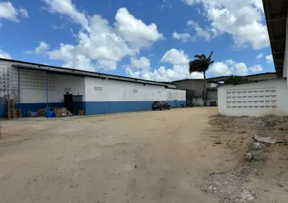 Galpão/Depósito/Armazém com 1 Quarto para alugar, 1200m² no Parque de Exposições, Parnamirim
