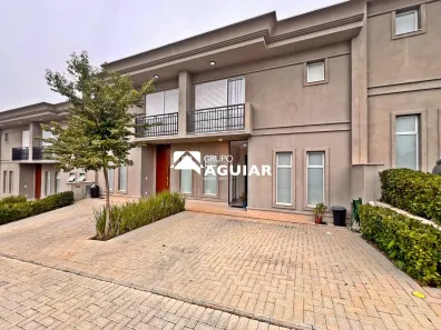 Casa de Condomínio com 3 Quartos à venda, 138m² no Chácaras Silvania, Valinhos
