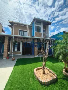Sobrado com 3 Quartos à venda, 134m² no Jardim Brasil, Caraguatatuba