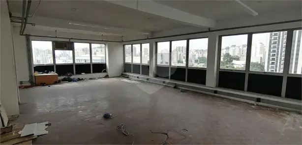Sala Comercial à venda, 120m² no Vila Buarque, São Paulo