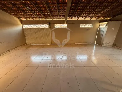 Casa com 3 Quartos para alugar, 120m² no Jardim Canaã, Uberlândia