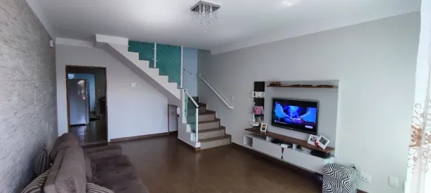 Sobrado com 3 Quartos à venda, 280m² no Vila Augusta, Guarulhos