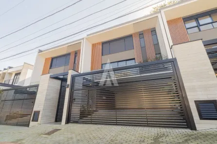 Casa com 3 Quartos à venda, 299m² no América, Joinville