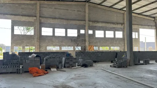 Galpão/Depósito/Armazém à venda, 1500m² no Rio Abaixo, Jacareí