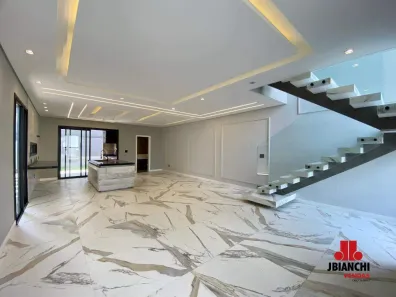 Sobrado com 3 Quartos à venda, 172m² no Parque das Figueiras, Mogi das Cruzes