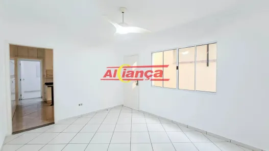 Casa com 2 Quartos à venda, 102m² no Jardim Santa Clara, Guarulhos