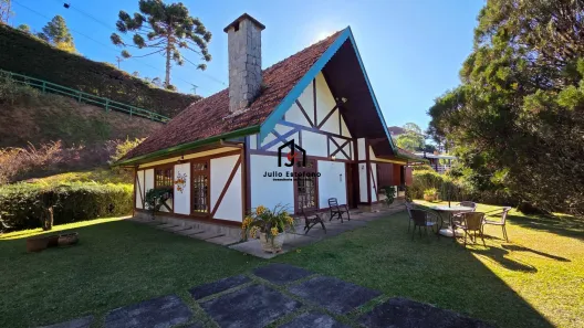 Casa com 3 Quartos à venda, 118m² no Recanto das Araucárias, Campos do Jordão