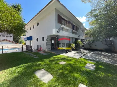 Sobrado com 4 Quartos à venda, 400m² no Jardim Virginia Bianca, São Paulo