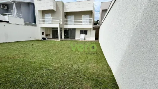 Casa de Condomínio com 4 Quartos à venda, 285m² no Vila Santa Maria, Americana