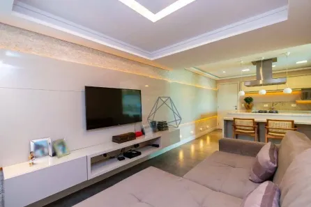 Apartamento com 2 Quartos à venda, 79m² no Portão, Curitiba