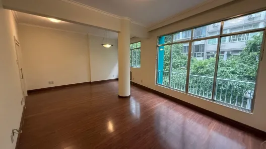 Apartamento com 3 Quartos para alugar, 120m² no Copacabana, Rio de Janeiro