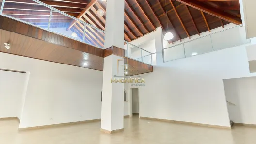 Ponto Comercial com 1 Quarto para alugar, 180m² no Rebouças, Curitiba