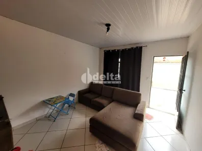Casa com 3 Quartos à venda, 85m² no Guarani, Uberlândia