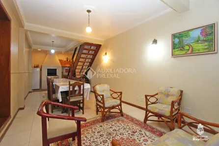 Casa com 5 Quartos à venda, 192m² no Passo da Areia, Porto Alegre