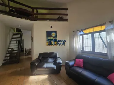 Sobrado com 2 Quartos para alugar, 70m² no Prainha, Caraguatatuba