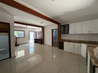 Casa com 4 Quartos para alugar, 187m² no Morada de Laranjeiras, Serra