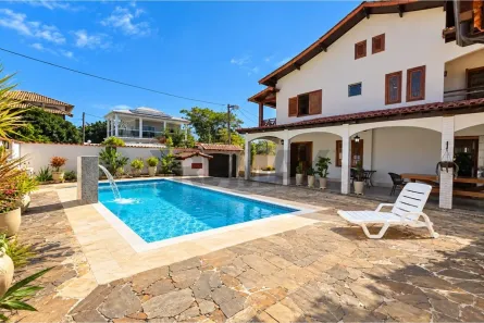 Casa com 4 Quartos à venda, 230m² no Itapeba, Maricá
