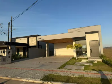 Casa de Condomínio com 3 Quartos à venda, 303m² no Parque Ipiranga, Resende