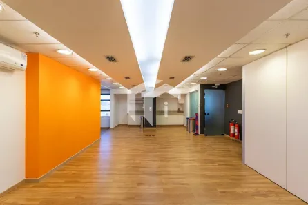 Sala Comercial com 11 Quartos para alugar, 340m² no Vila Brandina, Campinas
