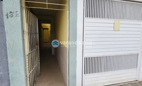 Casa com 1 Quarto para alugar, 54m² no Jardim das Oliveiras, São Paulo