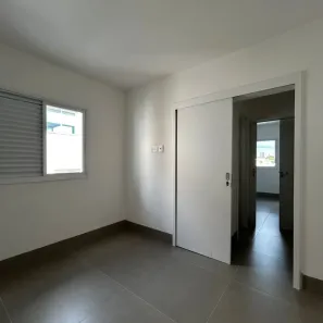 Apartamento com 3 Quartos para alugar, 93m² no Saraiva, Uberlândia
