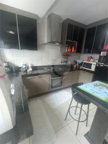 Sobrado com 3 Quartos à venda, 172m² no Parque Boturussu, São Paulo