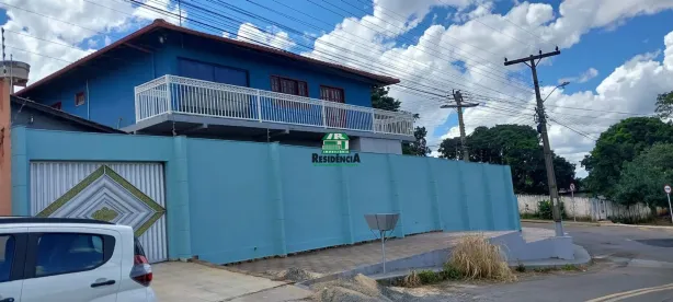Casa com 4 Quartos à venda, 350m² no São Carlos, Anápolis