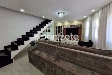 Sobrado com 3 Quartos à venda, 137m² no Parque das Nações, Santo André