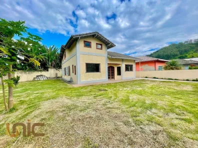 Casa de Condomínio com 6 Quartos à venda, 180m² no Vargem Grande, Teresópolis