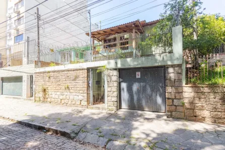 Casa com 3 Quartos à venda, 180m² no Jardim São Pedro, Porto Alegre