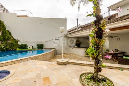 Sobrado com 5 Quartos à venda, 535m² no Vila Albertina, São Paulo
