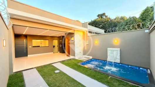 Casa com 3 Quartos à venda, 130m² no Setor Garavelo, Goiânia