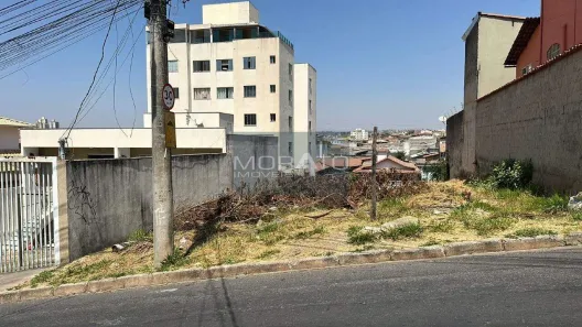 Lote/Terreno à venda, 360m² no Arvoredo 2ª Seção, Contagem