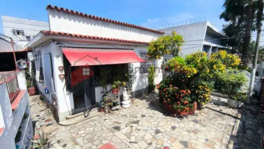 Casa com 3 Quartos à venda, 205m² no Brás de Pina, Rio de Janeiro