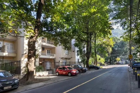 Apartamento com 2 Quartos para alugar, 75m² no Grajaú, Rio de Janeiro
