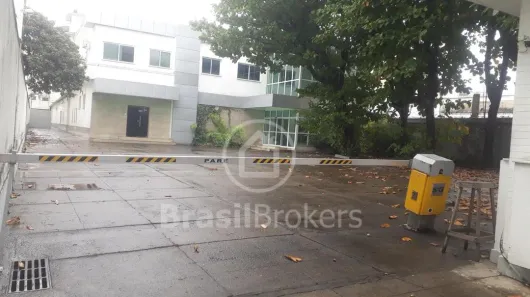 Galpão/Depósito/Armazém com 8 Quartos à venda, 3556m² no Vila Isabel, Rio de Janeiro